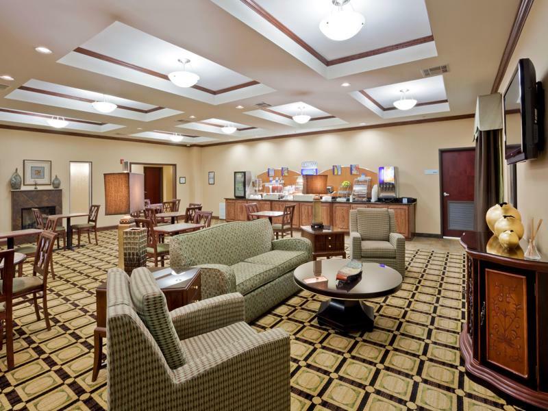 Holiday Inn Express Hotel & Suites Dumas By Ihg Esterno foto
